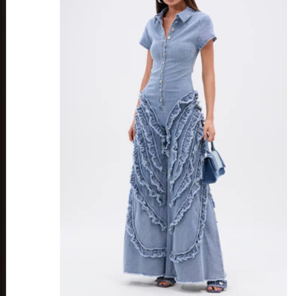 AKIRA LEAVE IT RUFFLED JUMPSUIT IN DENIM Size SS